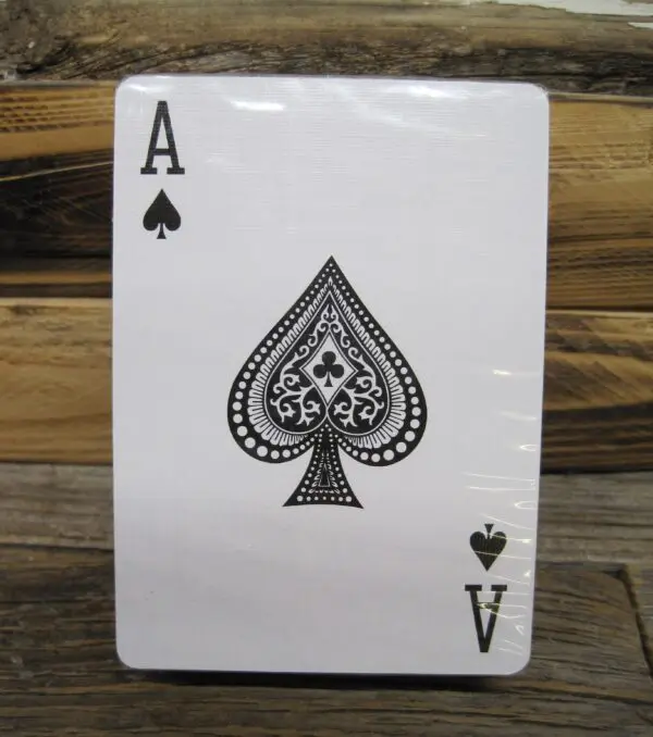 Grizzly Bear "Tank" Playing Cards - Image 3